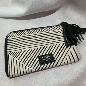 Fossil Black and White Mini Women's Wristlet